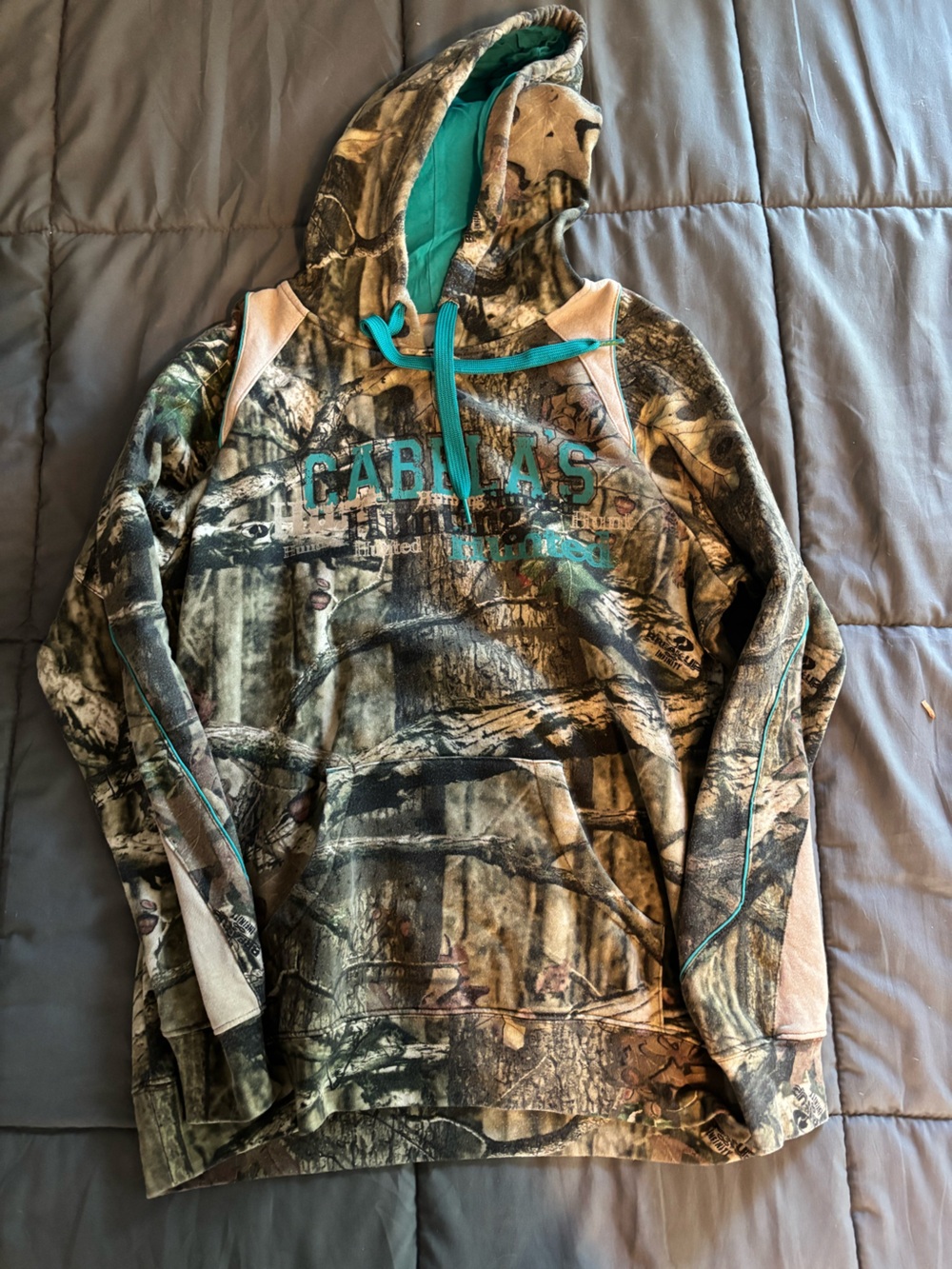 Cabela's Realtree Camo Hoodie with Teal Accents